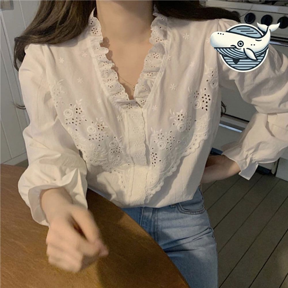 여성 프릴 자수 펀칭 블라우스 화이트 데일리