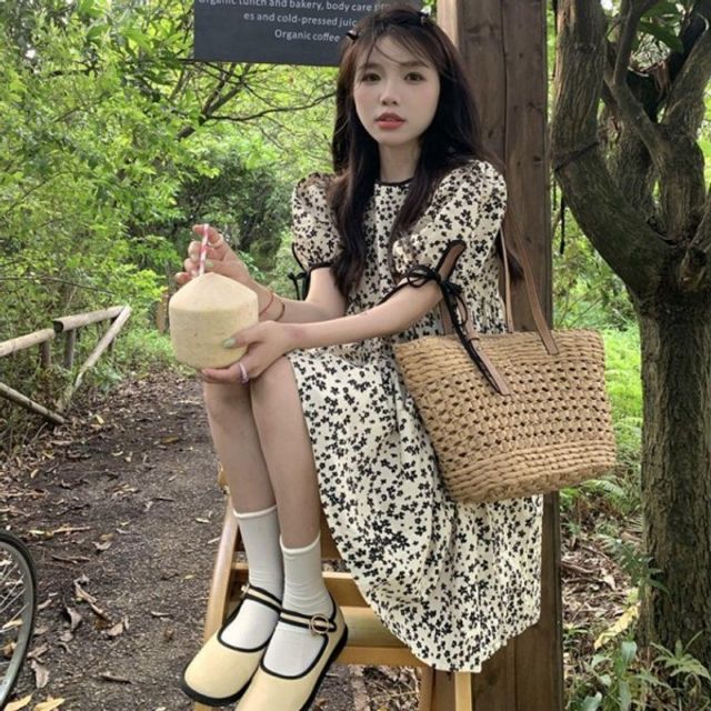 여자 가득 귀여움 기본 예쁜 데이 플라워 패턴 미니