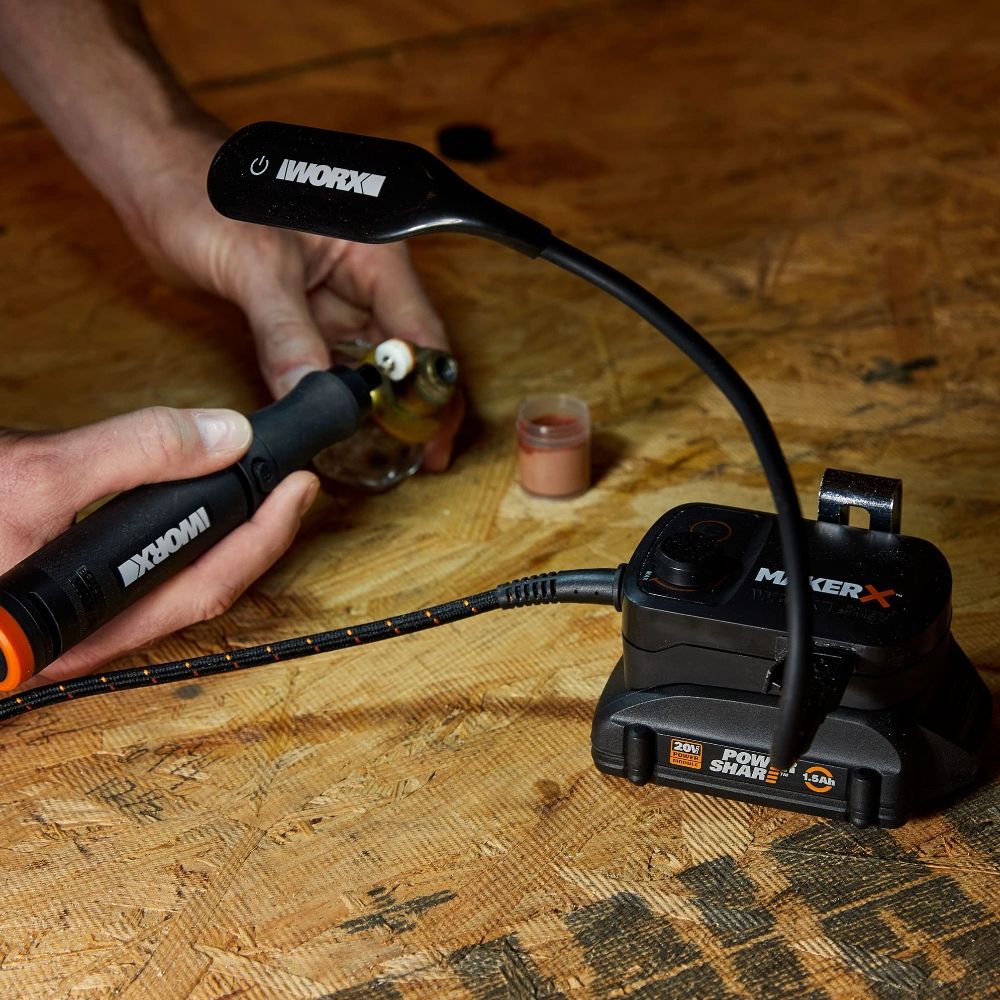 WORX MAKER X 20V 플렉시블 라이트 WA7231 베어툴
