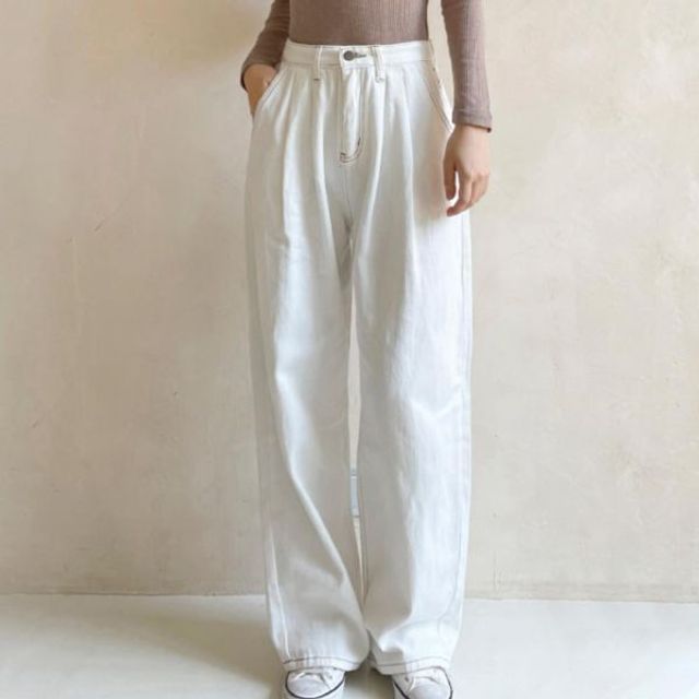 화이트 바지 캐주얼 여성 팬츠 데일리 세미와이드