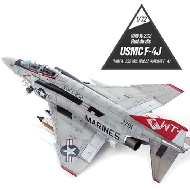 1/72 미해병대 F-4J VMFA-232 레드데블스 조립완구