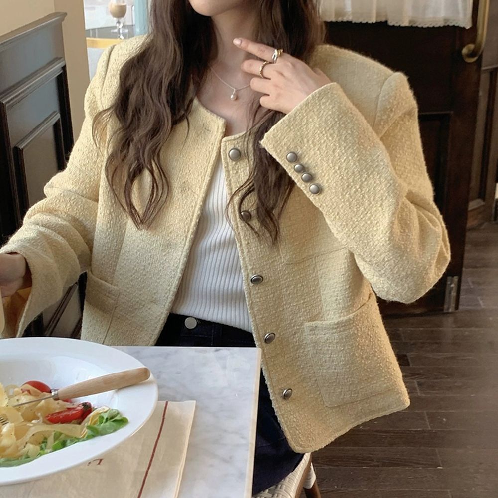 데이트룩 노카라 라운드넥 메탈버튼 포켓 자켓 2컬러
