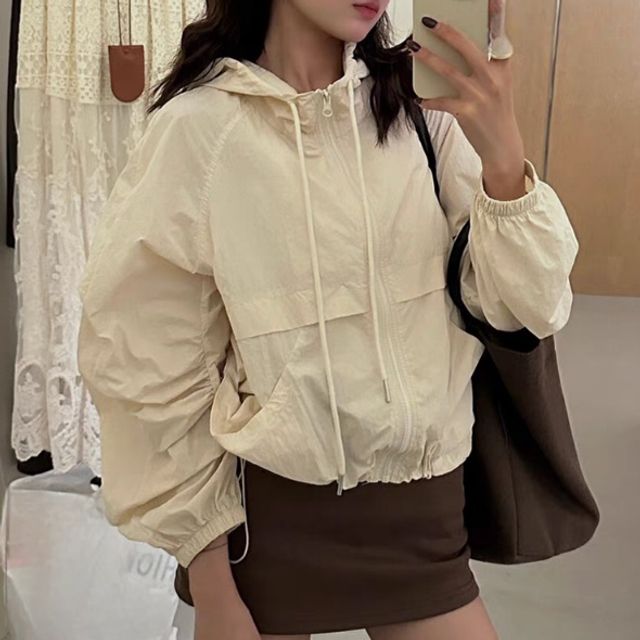 나들이룩 에슬레저룩 오버핏 스트링 후드 점퍼