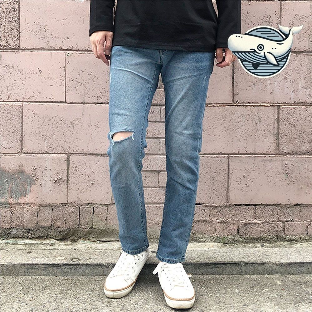 스타일리시 남자 연청 찢어진 청바지 데일리 뮬