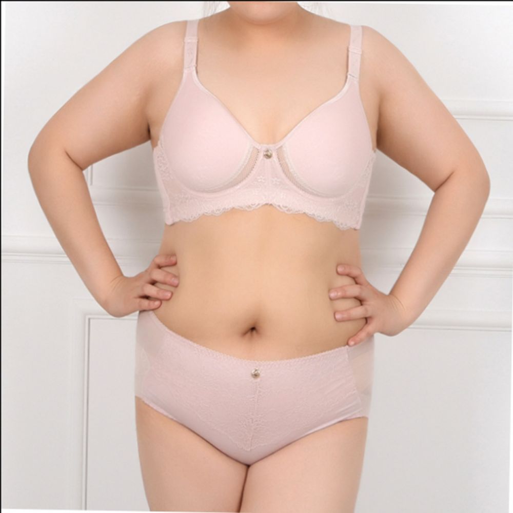 볼륨감 브라팬티세트 레이스 와이어 풀컵 C컵