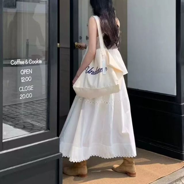 데이트룩 로맨틱 여성 물결 펀칭 롱 스커트