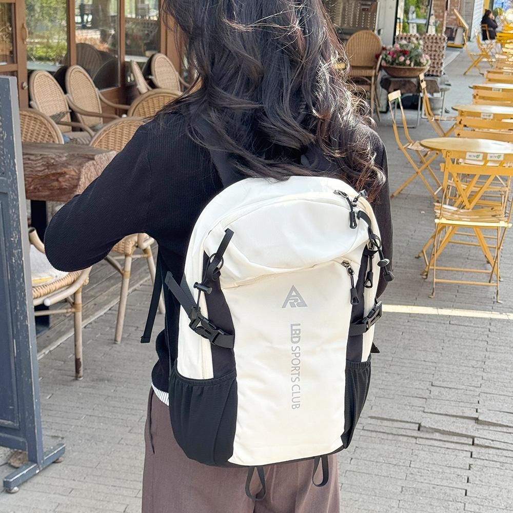 남녀공용 데일리 등산 아웃도어 트래킹 백팩 가방