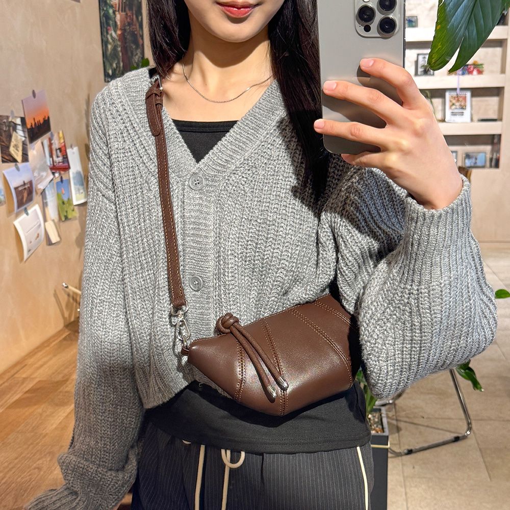 여성 가죽 귀여운 크로아상백 크로스백 데일리 가방