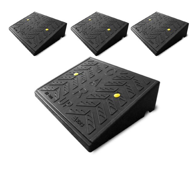 700 X 550 X 200 경사로에 사용하는 차량진입판 X 4개