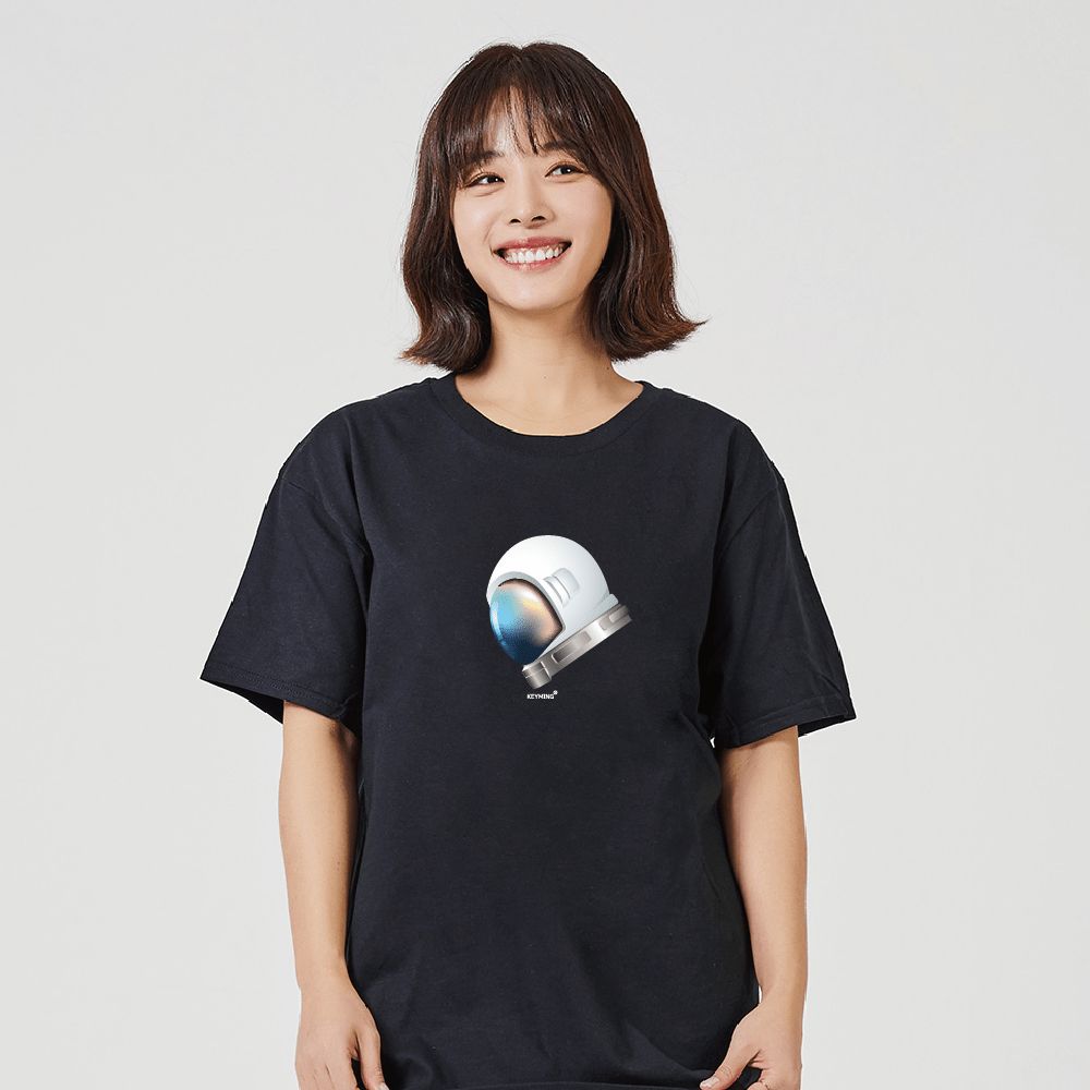 키밍 우주 헬맷 라운드티셔츠 박스티 흰색티셔츠