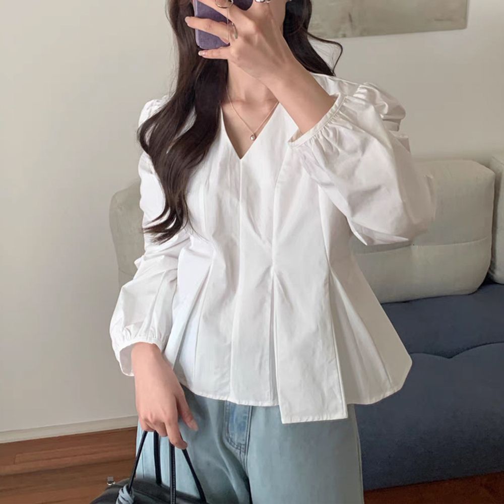 데이트룩 하객룩 모임룩 브이넥 퍼프 블라우스 2컬러