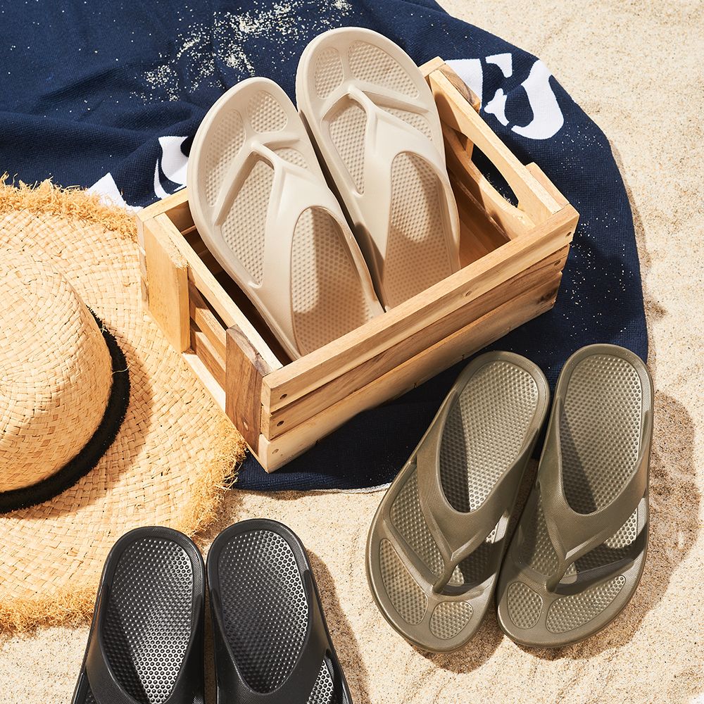 블랙 포레스트 플립플랍