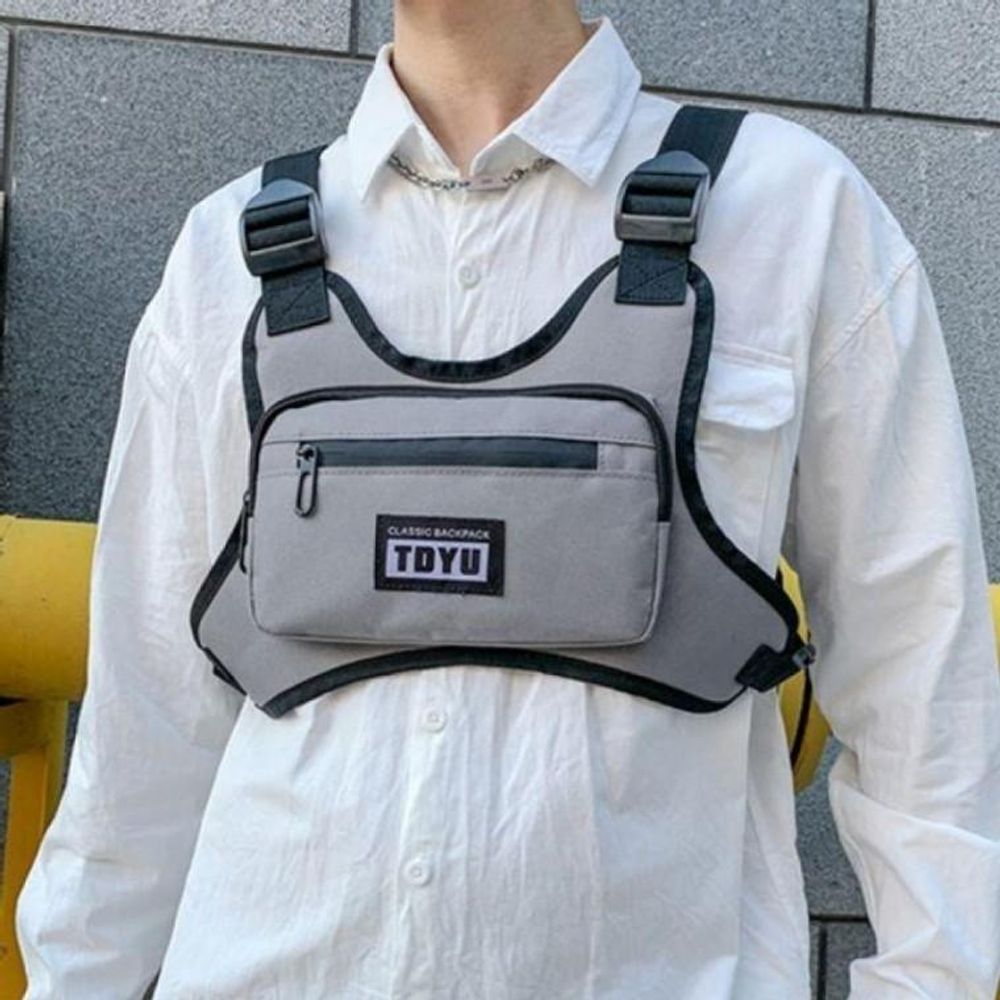 여행 체스트백 가슴 앞으로 매는 가방 스포츠백