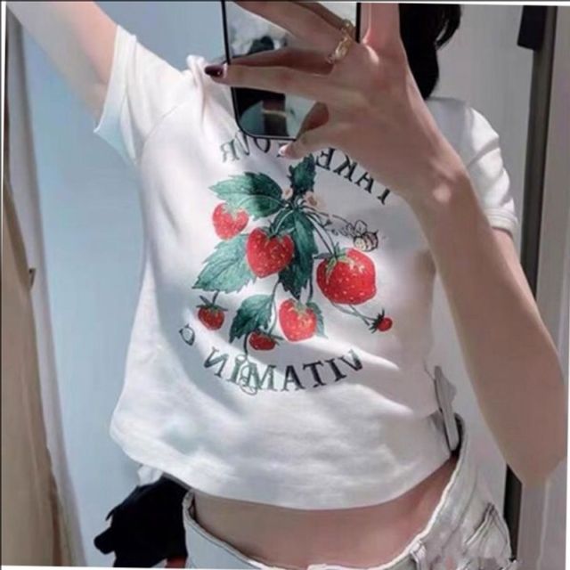 귀여운 크롭 반팔 기본 면티 데이 딸기 티셔츠 블로썸