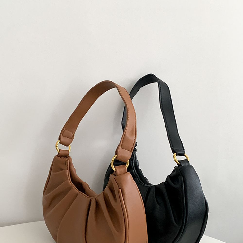 wrinkle shirring shoulder bag