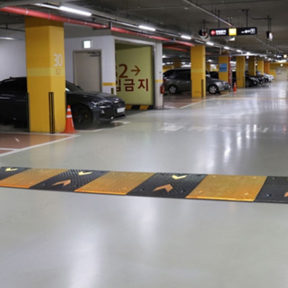 과속방지매트 학교 주차장 조립식 과속방지턱 50cm