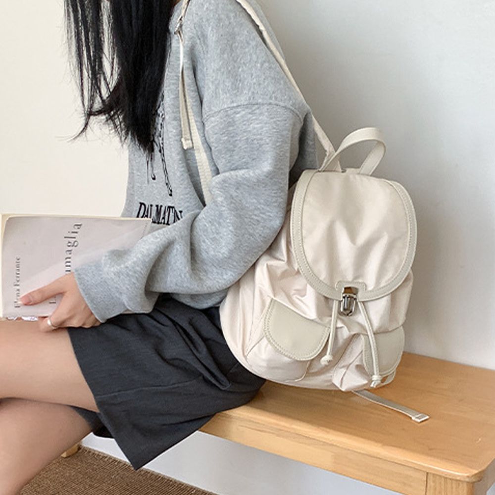 데일리 직장인 대학생 여자 백팩 예쁜 가방 아이보리