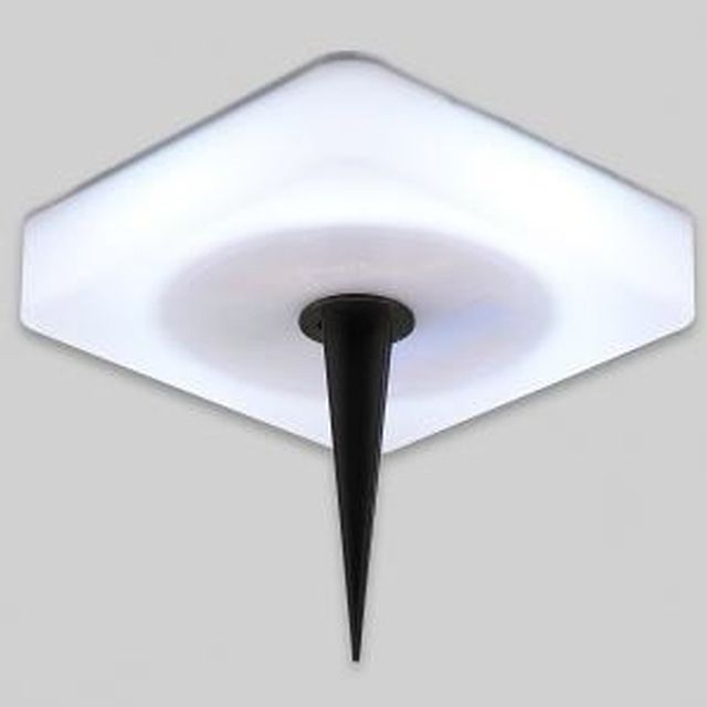 비츠온 태양광 LED 지주식 사각 140MM 주광