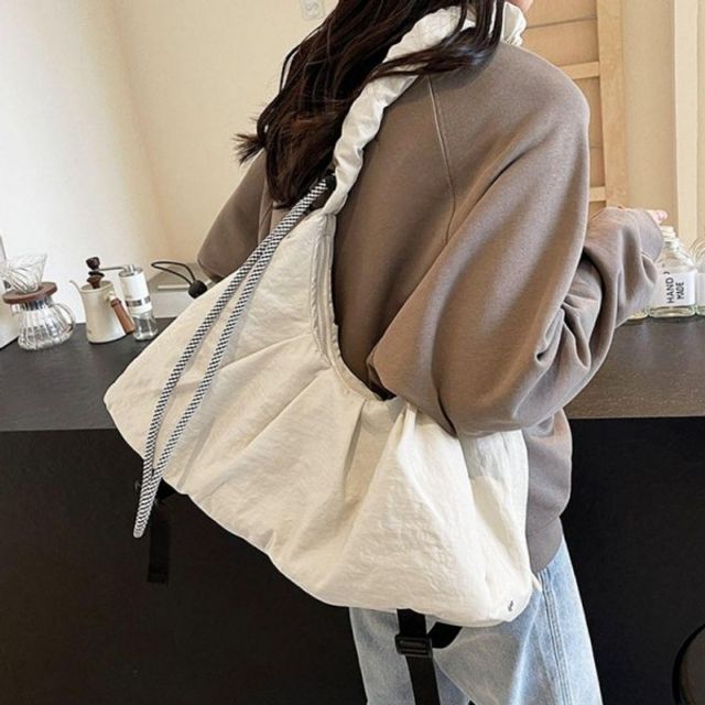 여성 숄더백 보부상 가방 직장인