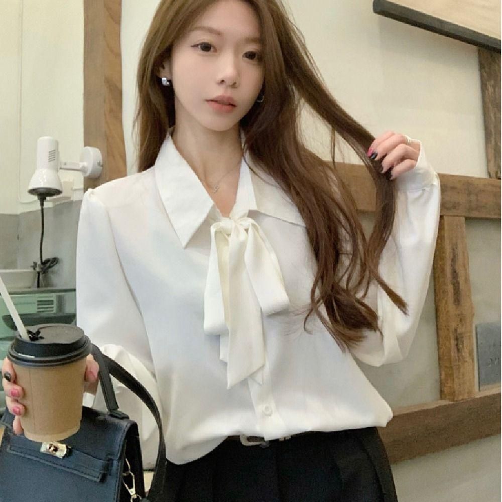 카라 리본 블라우스