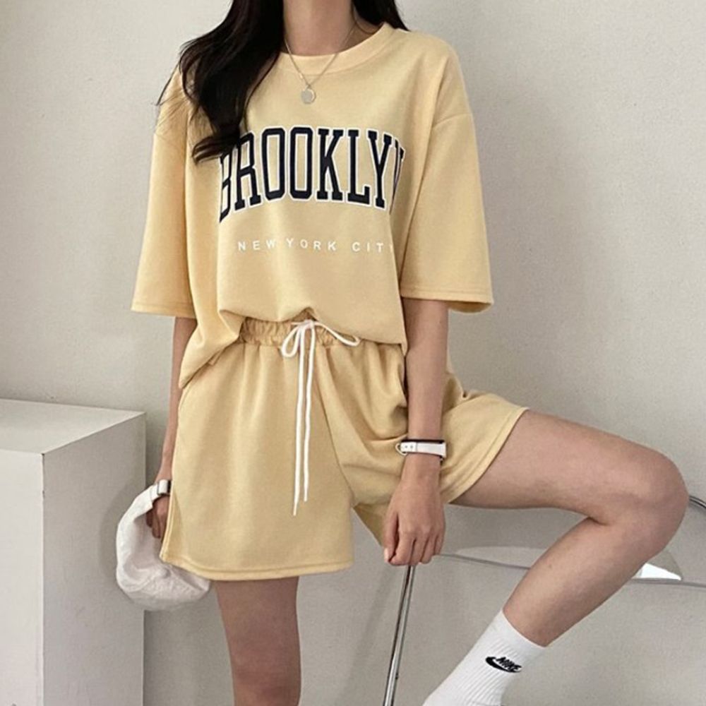 쿨샵 여성캐주얼 반팔반바지 셋업 레터링포인트 세트