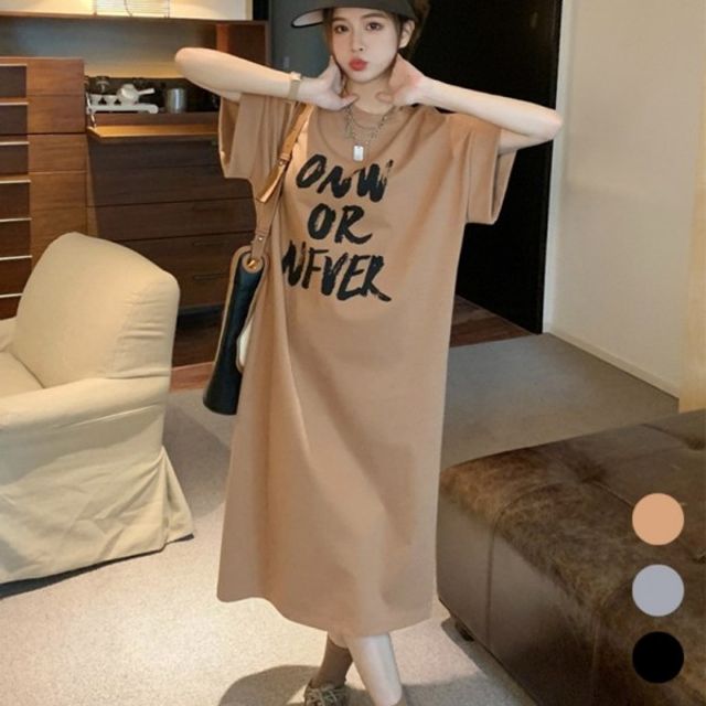 영문 포인트 레터링 기본 롱 데이 옆트임 여자 반팔