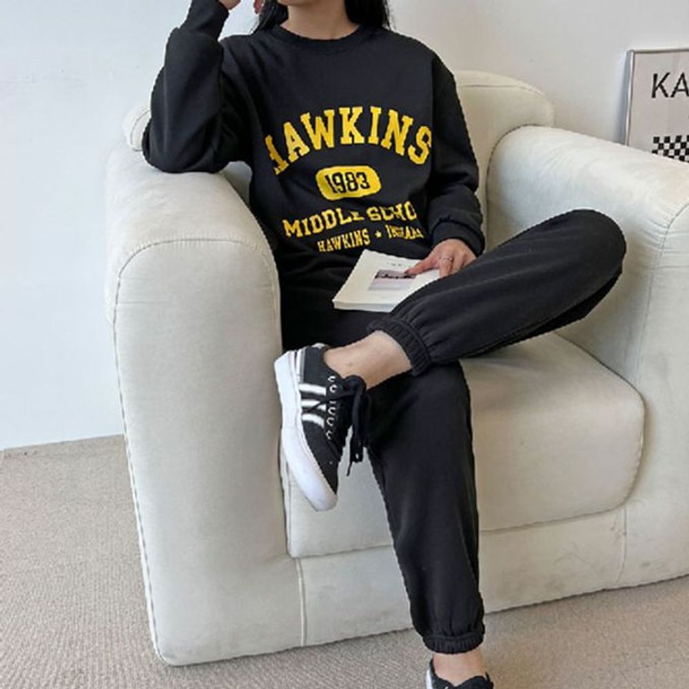 블랙몬스터핏 코디 DAI 호킨스 츄리닝 옷자락