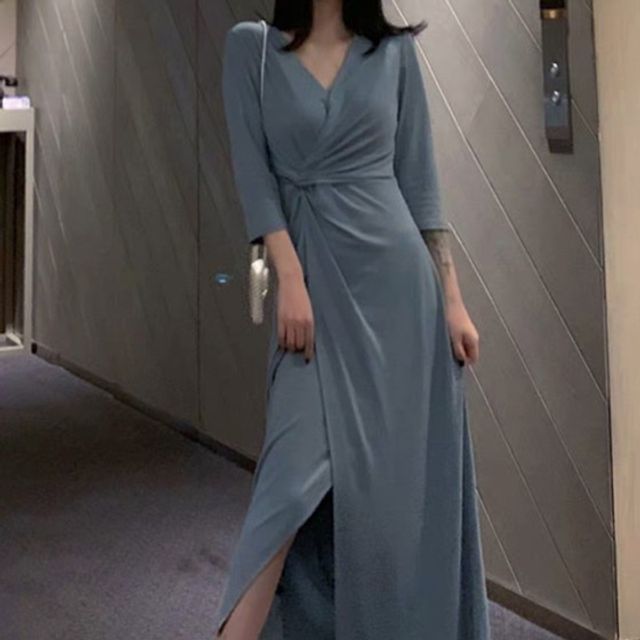 꼬임 브이넥 롱 원피스 ST230515