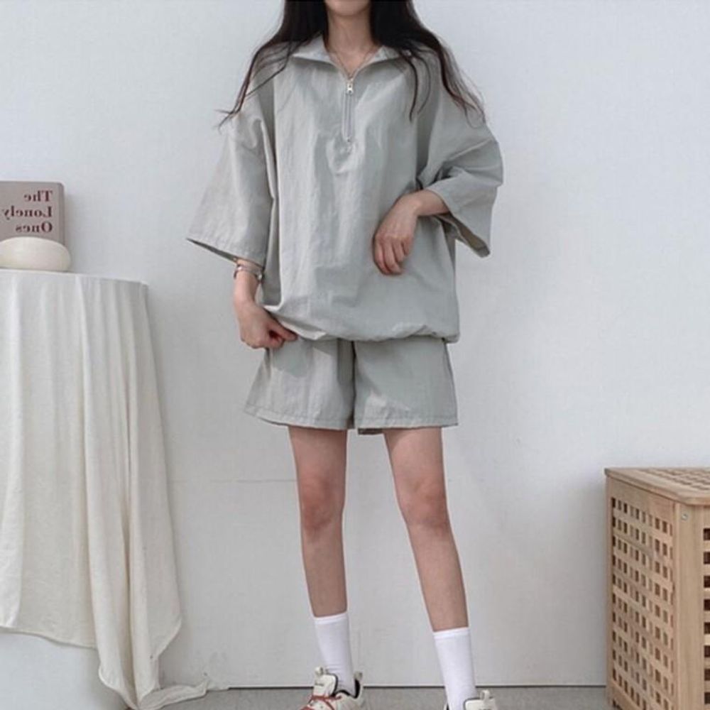 반바지 반팔 데일리 여름 트레이닝복 여자 반집업 츄