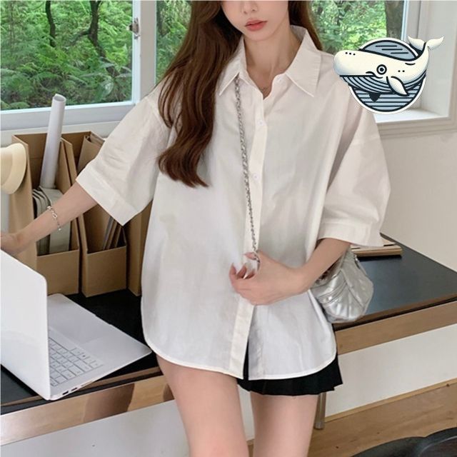 여성 데일리 루즈핏 반팔셔츠 자연스러운