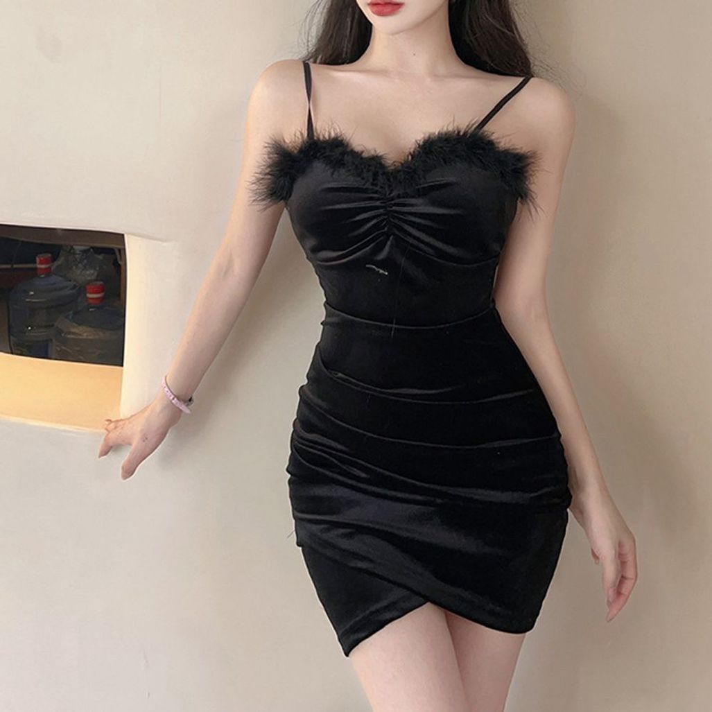 나시 연말룩 홀복 크리스마스룩 여행룩 벨벳 파