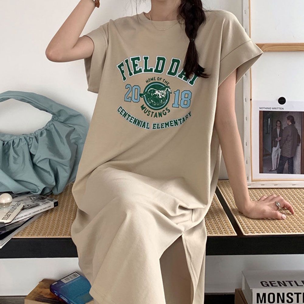 영문 프린팅 소매 롤업 옆트임 롱 원피스 데일리룩