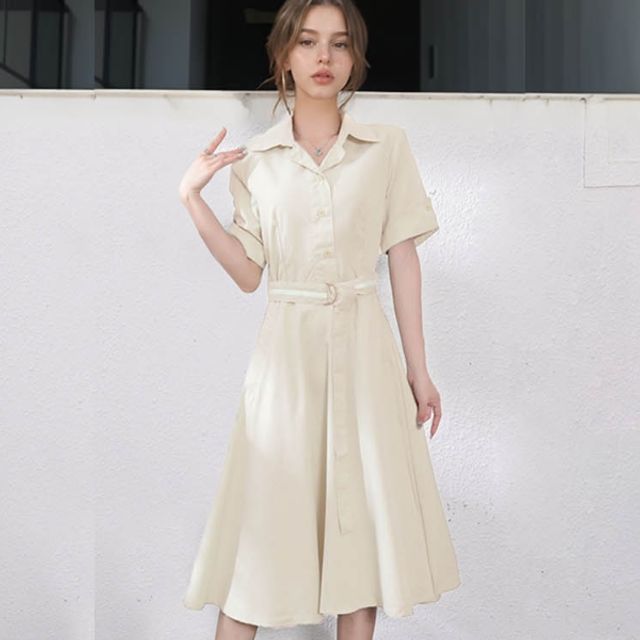 우아한 반팔 카라 베이지 롱 셔츠형 원피스 하객룩
