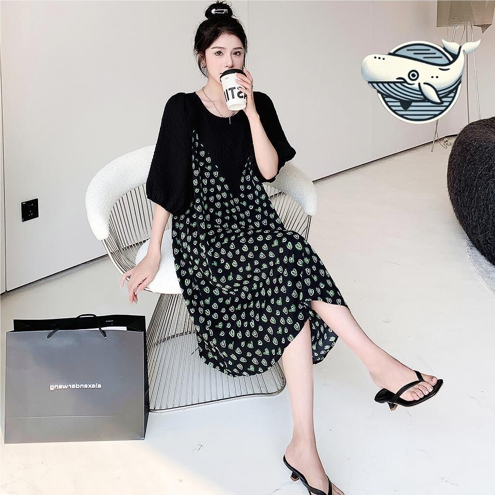 편안한 그린 하트 미디 원피스 캐주얼 스타일