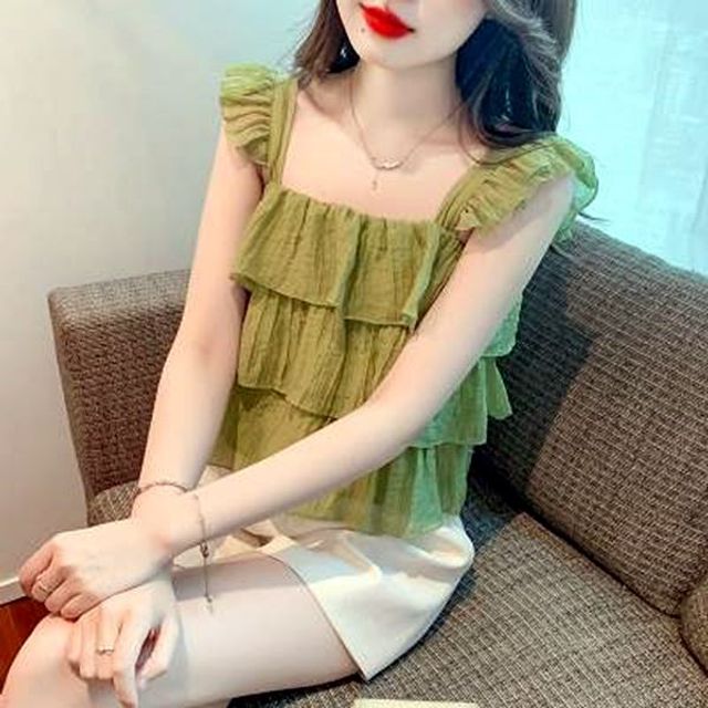 오버사이즈 슬림 화이트 점퍼 여인형넥 순수한