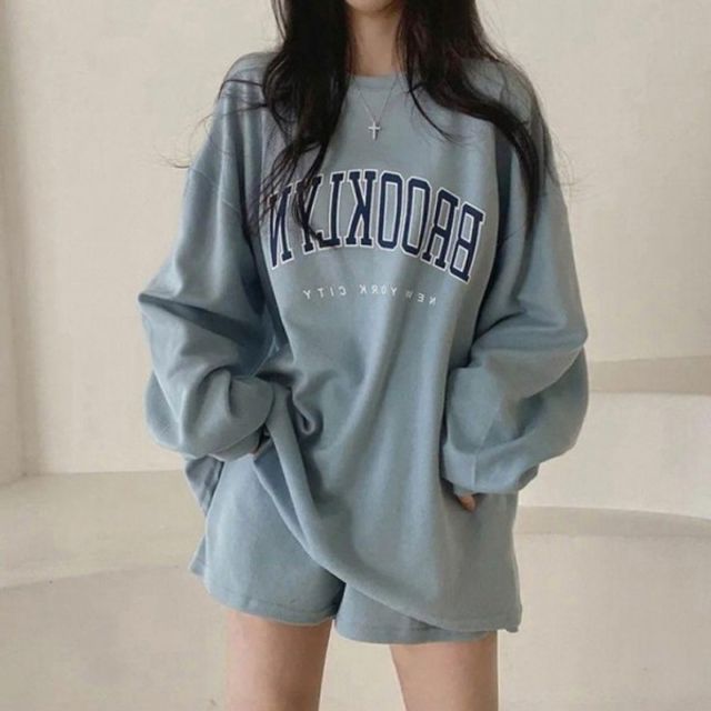 여성 레터링 라운드넥 기본 포인트 데이 오버핏 긴팔