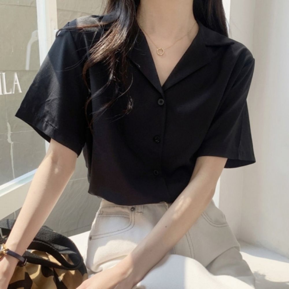 카라 카라넥 여자 반팔 베이직 블라우스 웨어