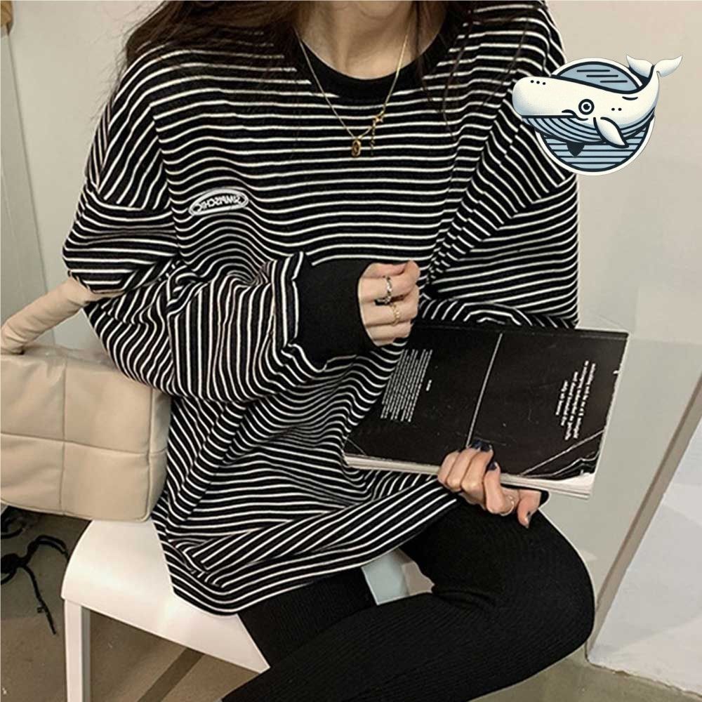 오버핏 라운드넥 스트라이프 티셔츠 기본 스타일