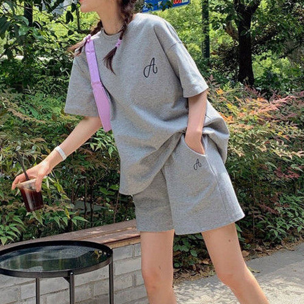 라운드 반팔티 밴딩팬츠 자수레터링 캐주얼 투피스