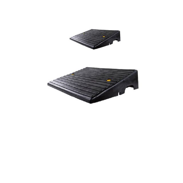 750 X 550 X 170 경사로에 사용하는 차량진입판 X 2개
