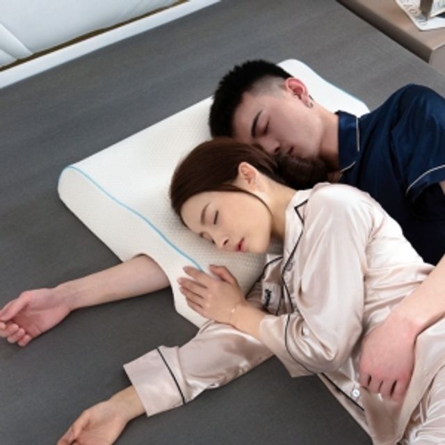 서로편한 메모리폼 팔베개 2인용 오른팔 옆잠베개