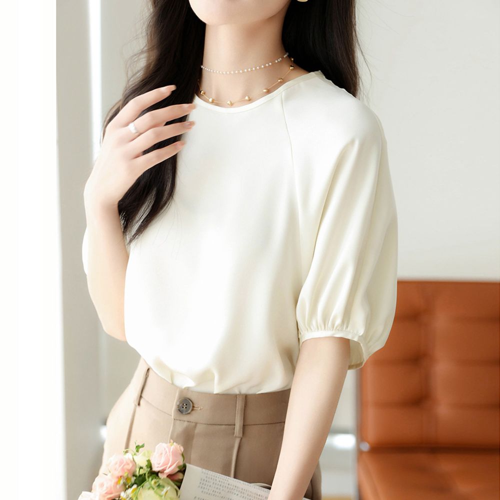 L 넥 고퀄 엠지 어깨퍼프 펄 데일리룩 코튼